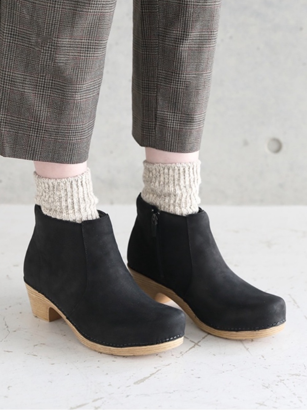 Dansko Maria Boot Clog Milled Nubuck Leather Black EU 39 US 8.5-9